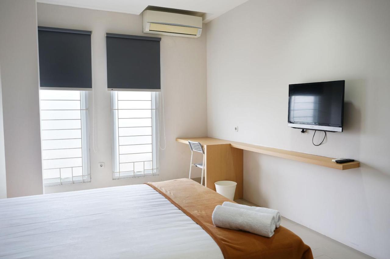 Urooms Senayan Yakarta Exterior foto