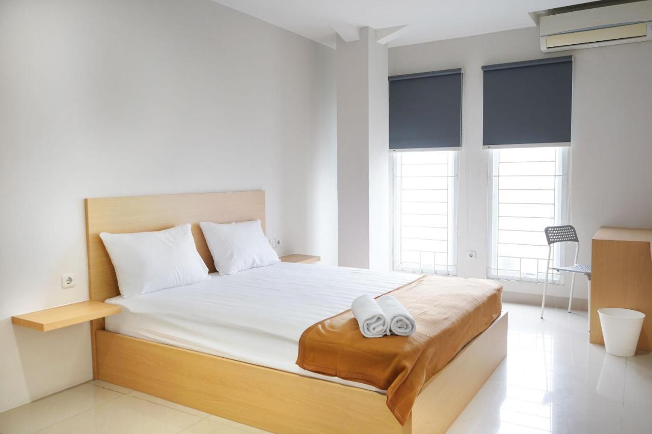 Urooms Senayan Yakarta Exterior foto
